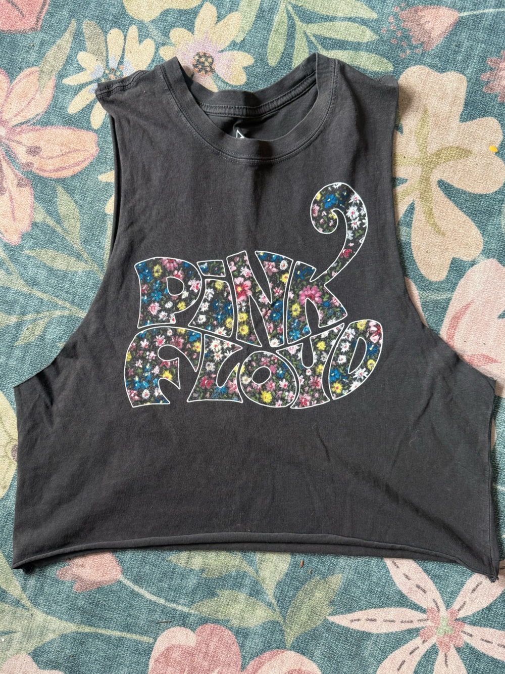 Black Floral Graphic Crop Tank - Pink Floyd